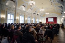UPI helyett Pedagógiai Oktatási Központ lesz