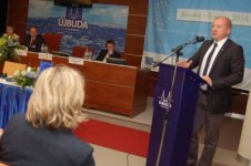 Újabb Európai uniós idősügyi projektet nyert el a kerület