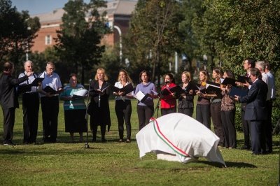 Mag - szoboravatás az Egyetemisták parkjában 