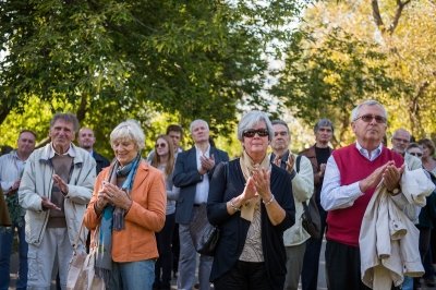 Mag - szoboravatás az Egyetemisták parkjában 