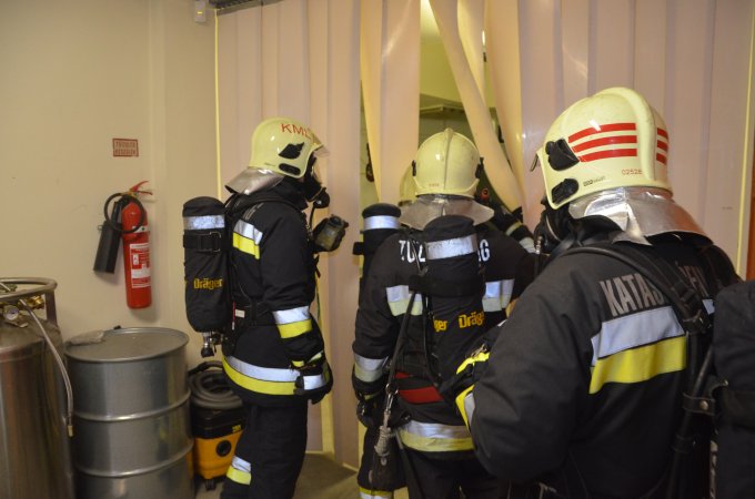 Jól vizsgáztak az újbudai tűzoltók a BME reaktorában tartott gyakorlaton (foto:XI. kerületi Hivatásos Tűzoltó-parancsnokság)