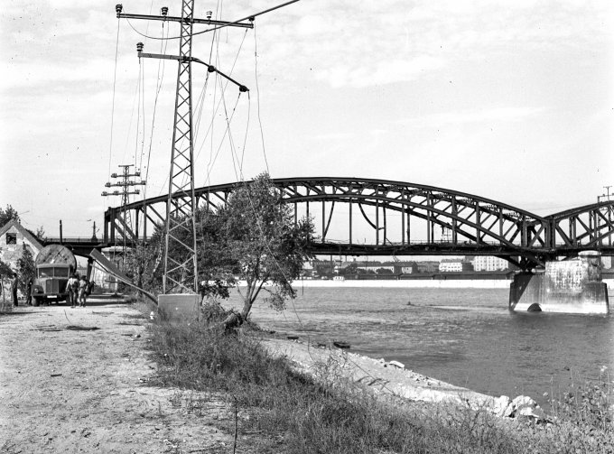 1944. Kopaszi gát, Összekötő vasúti híd. Fortepan/Lissák Tivadar