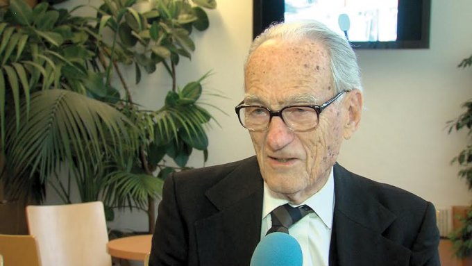 87 éves rejtvényfejtő bajnokot avatott a kerület