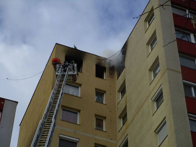 Négy sérültje van a gazdagréti lakástűznek (foto:fb.kovarieva)