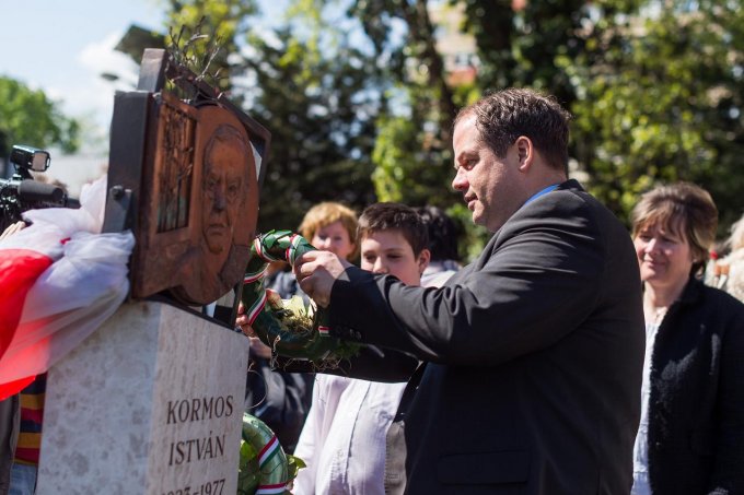 Versmondó maraton volt Őrmezőn