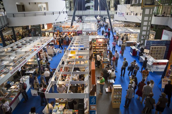 Nyílik Európa "legnagyobb könyvesboltja"